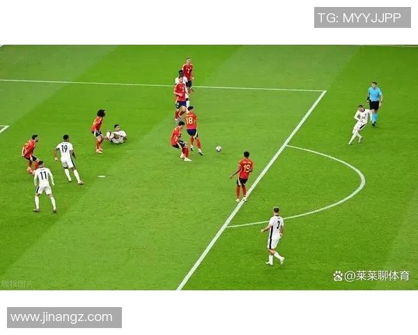 足球明星官宣图片背后的故事与瞬间揭秘让我们一起见证他们的辉煌时刻