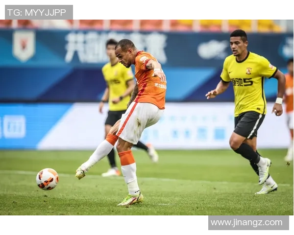 武汉足球队与广州足球队赛后战术分析与复盘探讨 武汉足球队与广州足球队赛后战术分析与复盘探讨